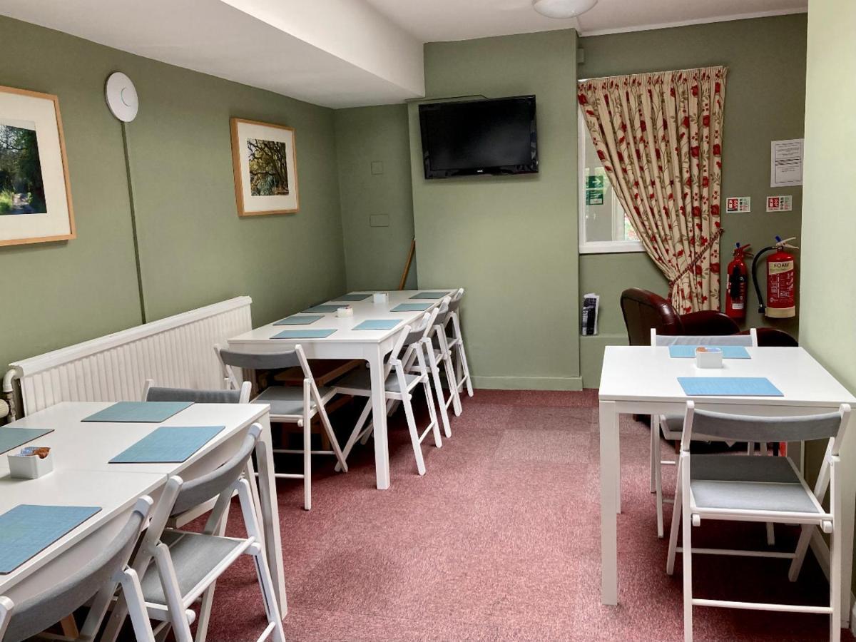 Ludlow Mascall Centre Екстериор снимка